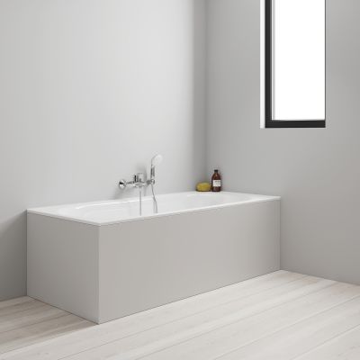 Grohe Eurosmart 3330220A bateria wannowo-prysznicowa ścienna starlight chrome