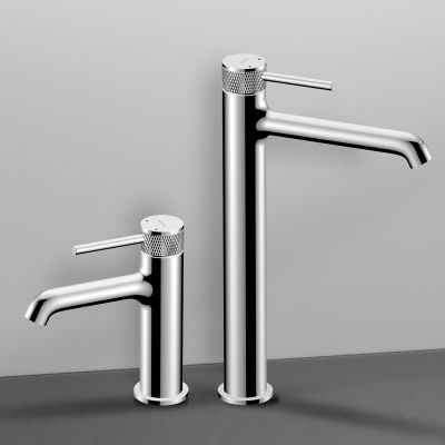 Ksuro 01 10001010 bateria umywalkowa stojąca chrom