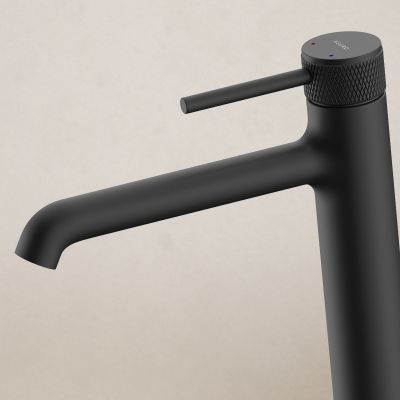 Ksuro 01 10001030 bateria umywalkowa stojąca czarny